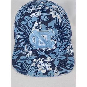 UNC Tarheels 9Fifty Original‎ Fit Floral Snapback Hat